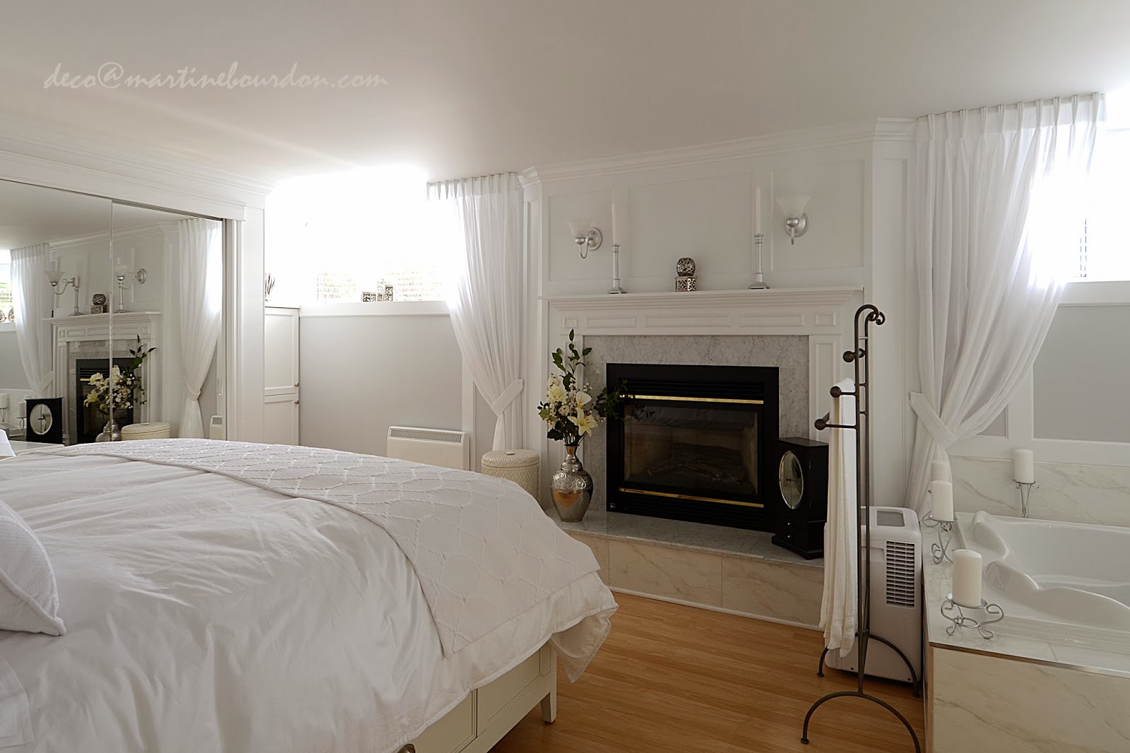 Beaucoup de blanc, un peu de gris. chambre et salle de bain des ...